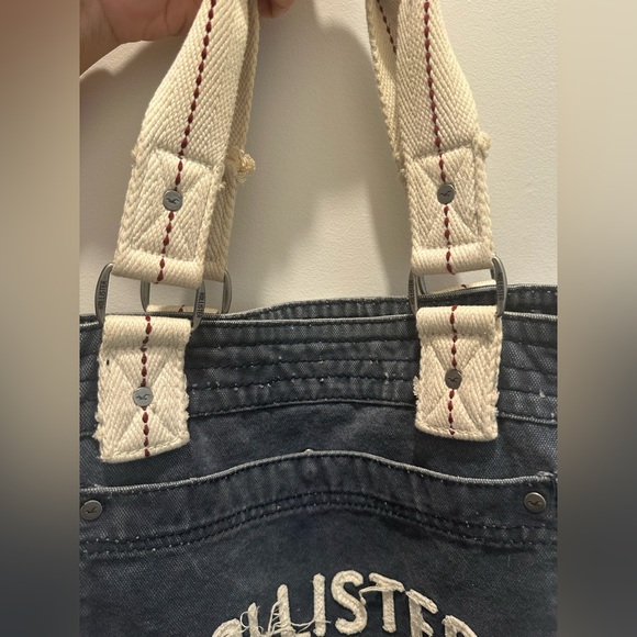 Vintage Hollister Dark Blue and Cream Tote Bag - Picture 5 of 9